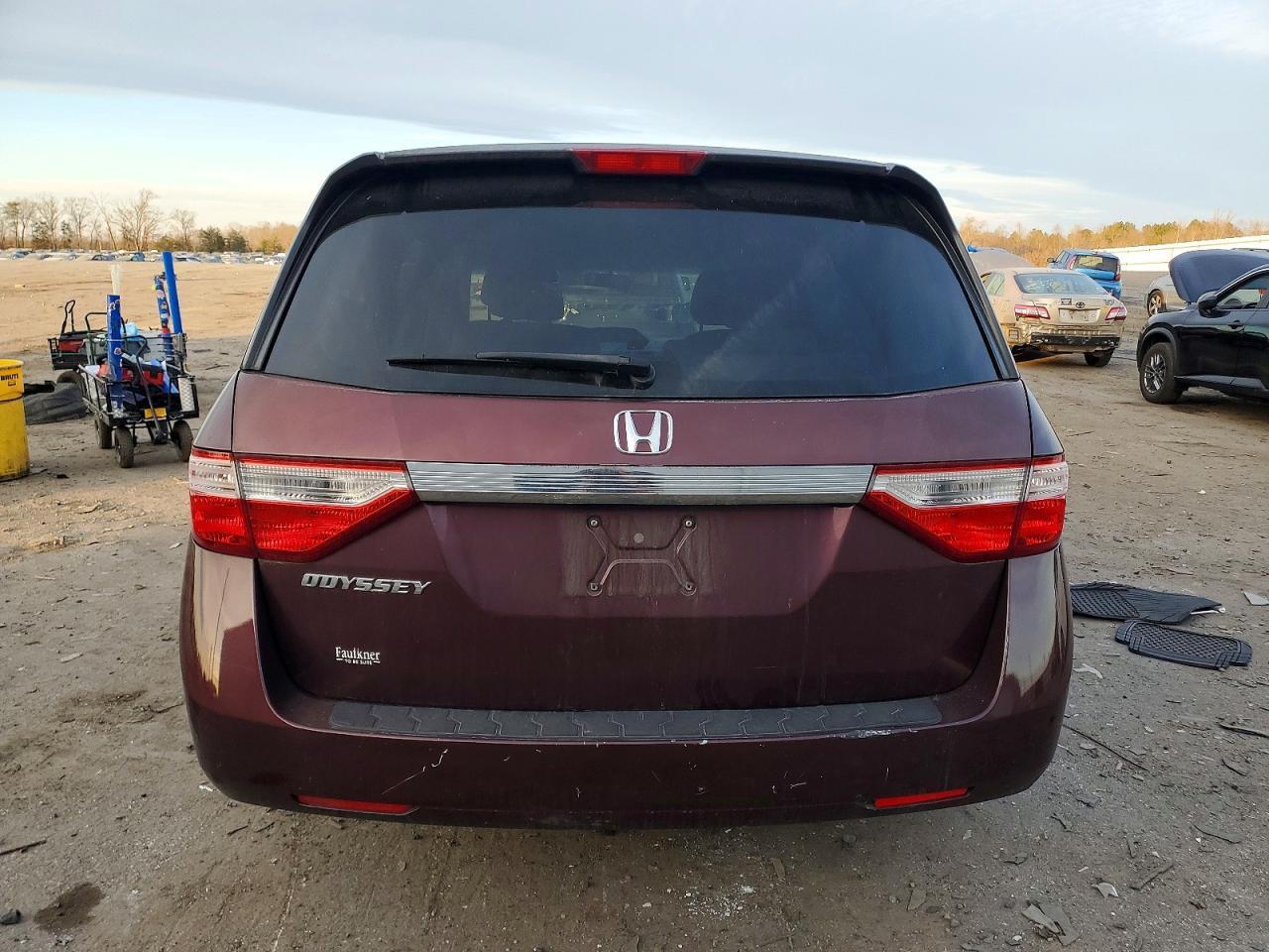 2011 Honda Odyssey Ex - Image 6
