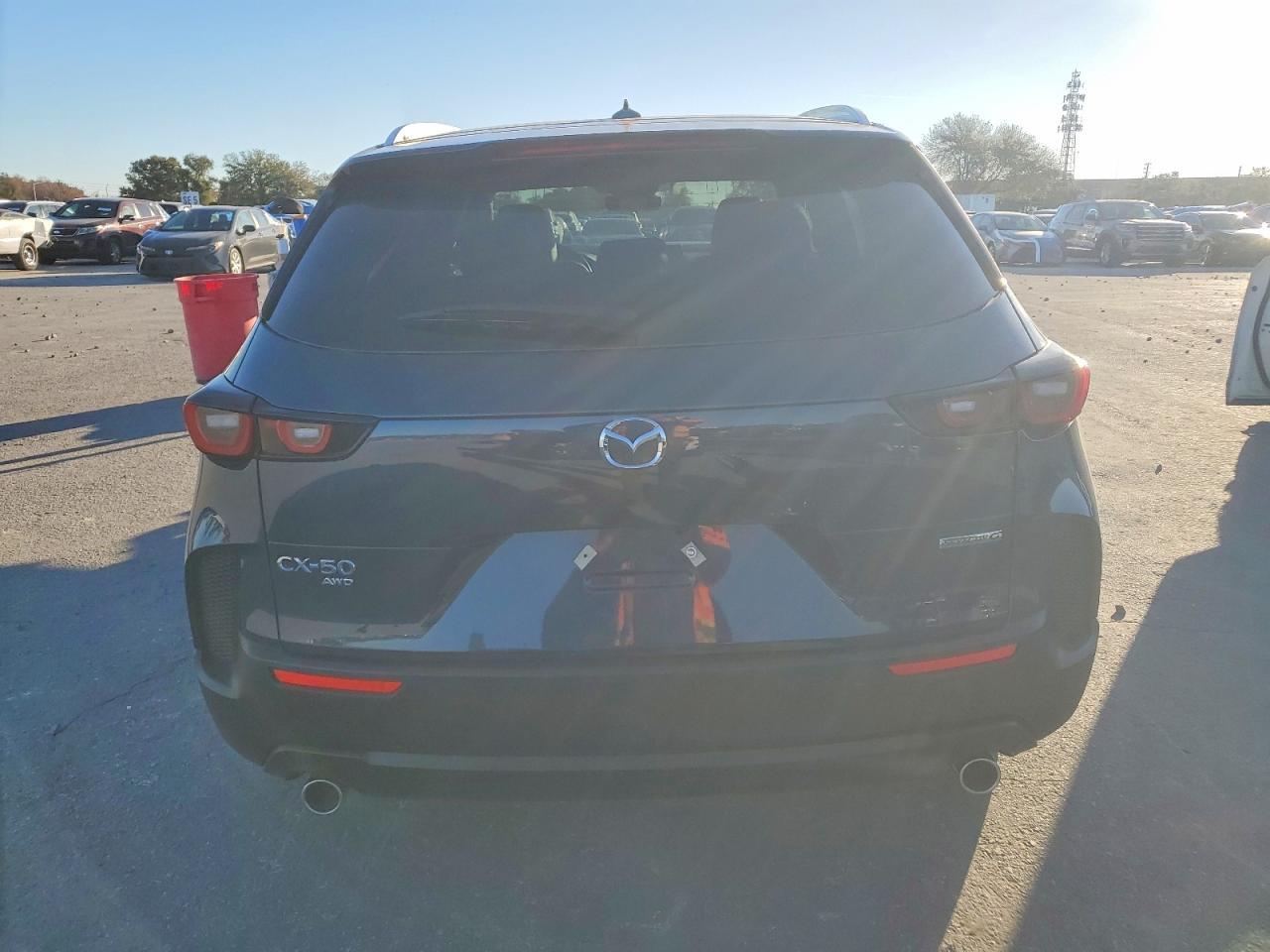 2025 Mazda Cx-50 Premium - Фото 6