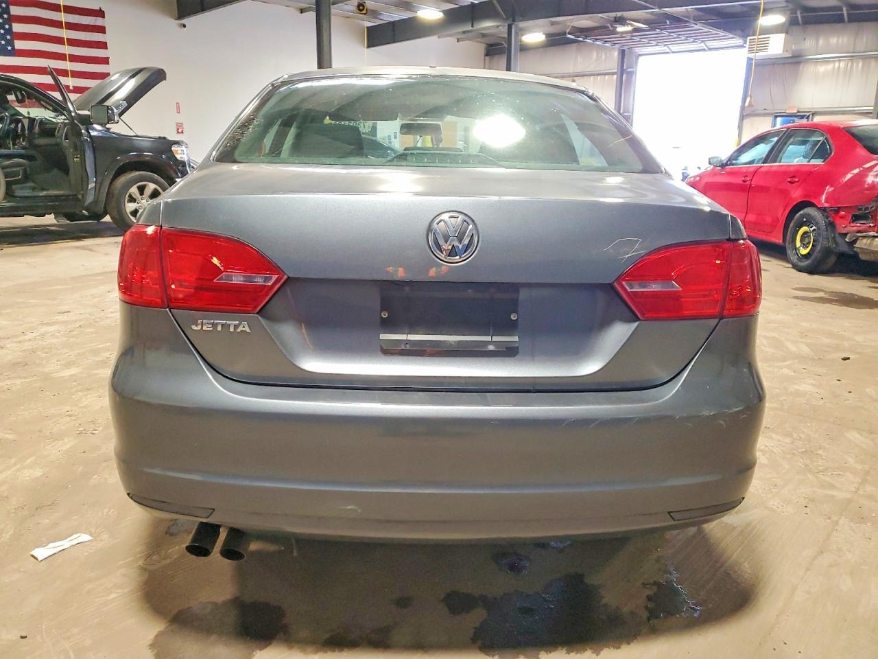 2014 Volkswagen Jetta Base - Image 6