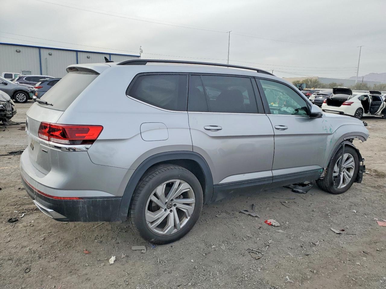 2021 Volkswagen Atlas Se - Фото 3