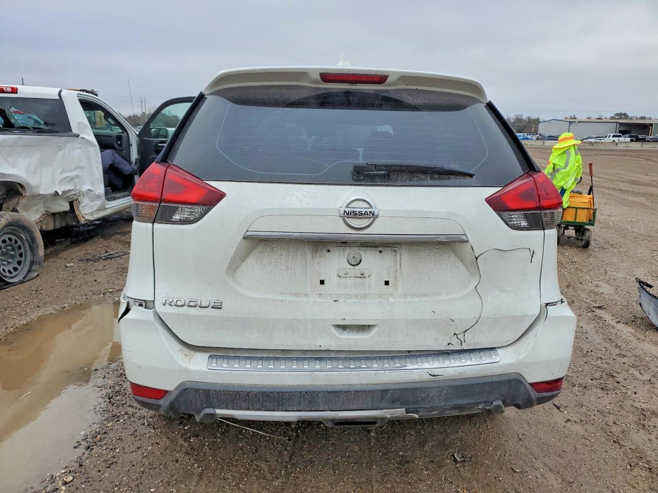 2018 Nissan Rogue S - Фото 6