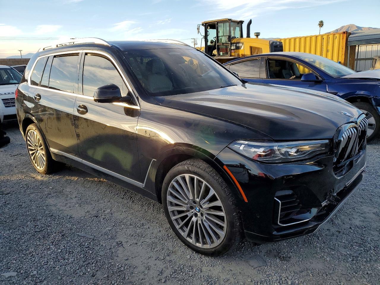 2020 BMW X7 xDrive40I - Фото 4