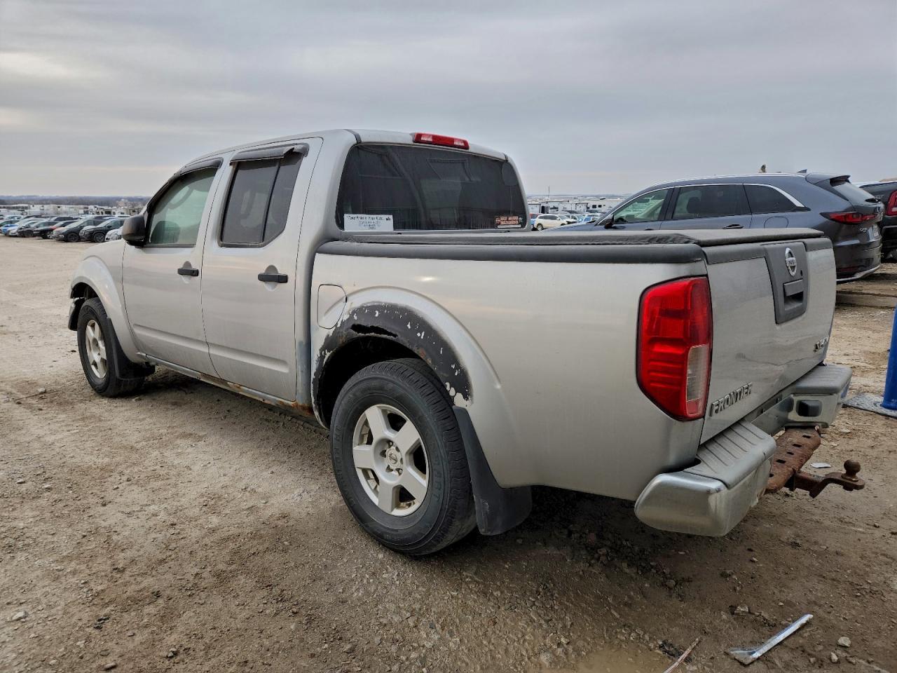 2006 Nissan Frontier Crew Cab Le - Фото 2