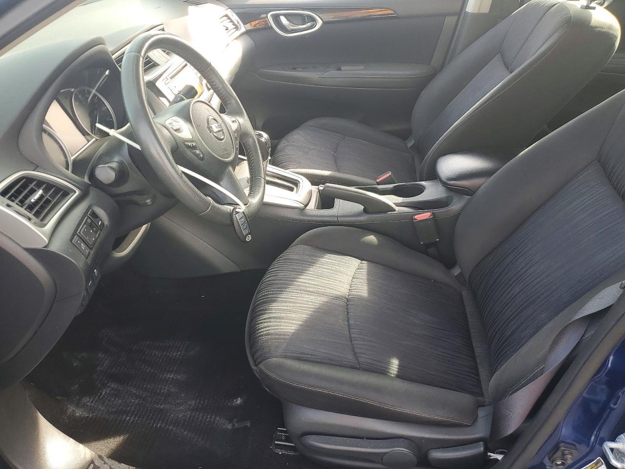 2017 Nissan Sentra S - Image 7