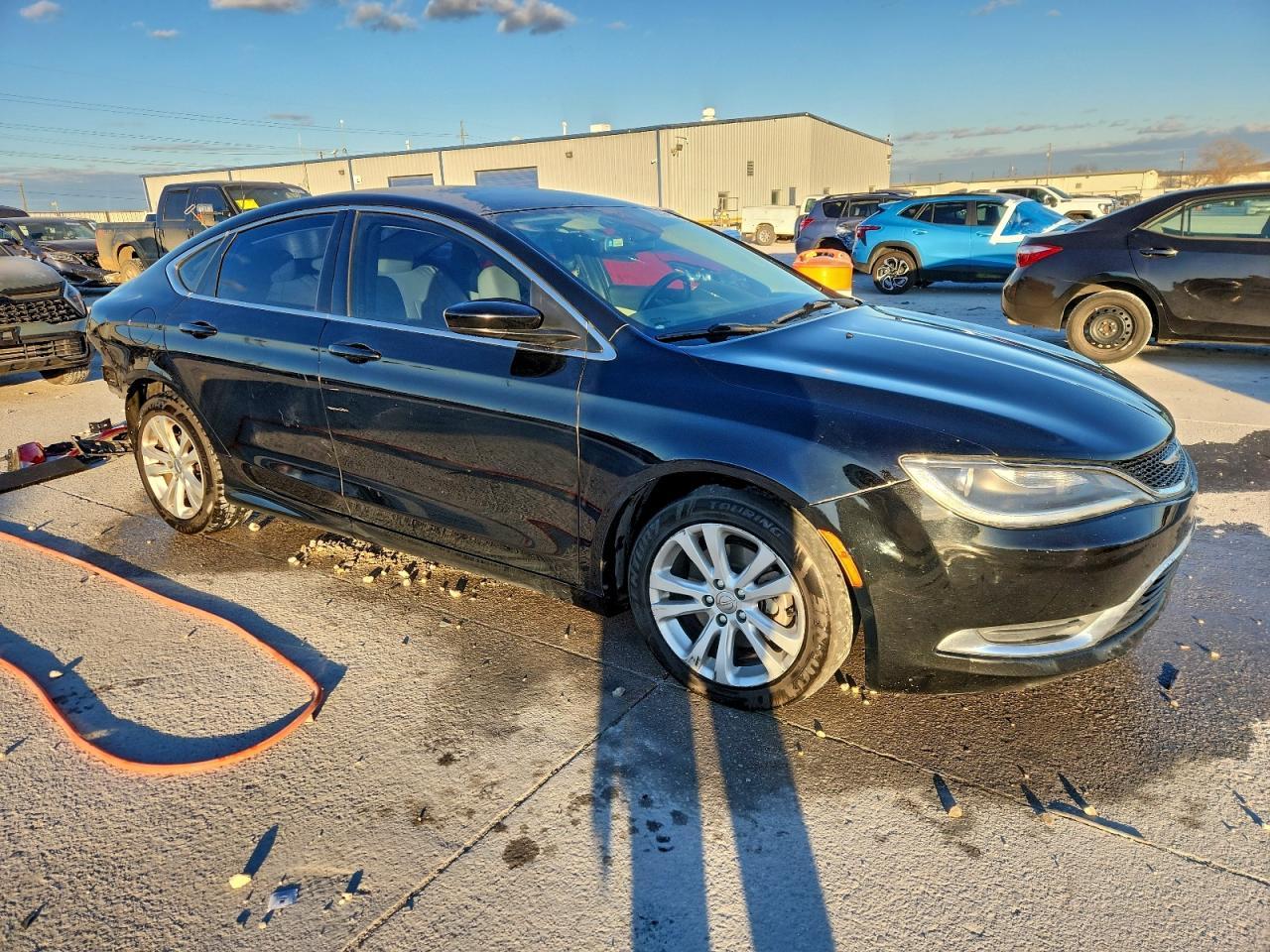 2015 Chrysler 200 Limited - Image 4