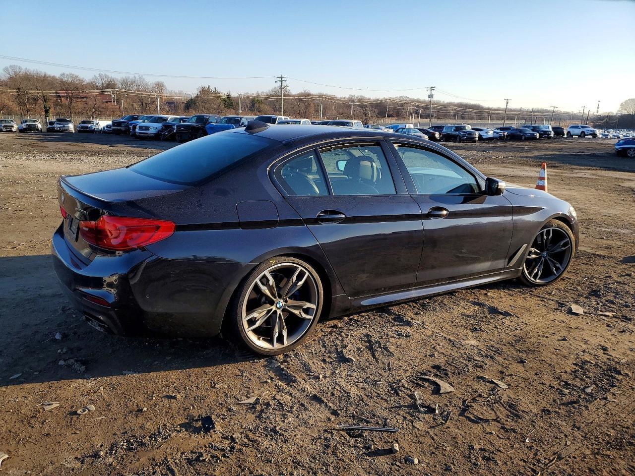 2019 BMW M550Xi - Image 3