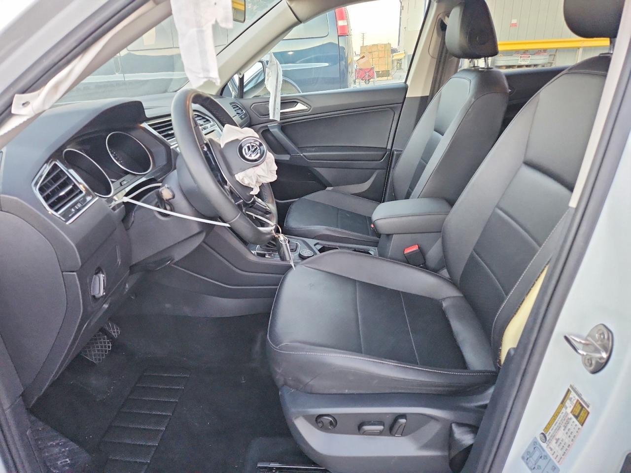 2020 Volkswagen Tiguan Se - Image 7