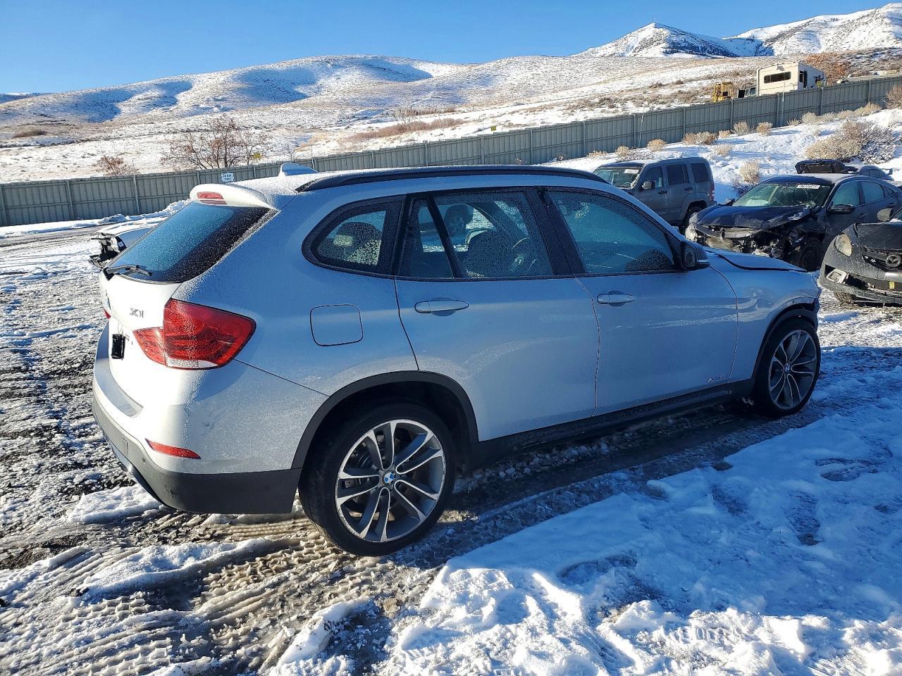 2014 BMW X1 - Image 3