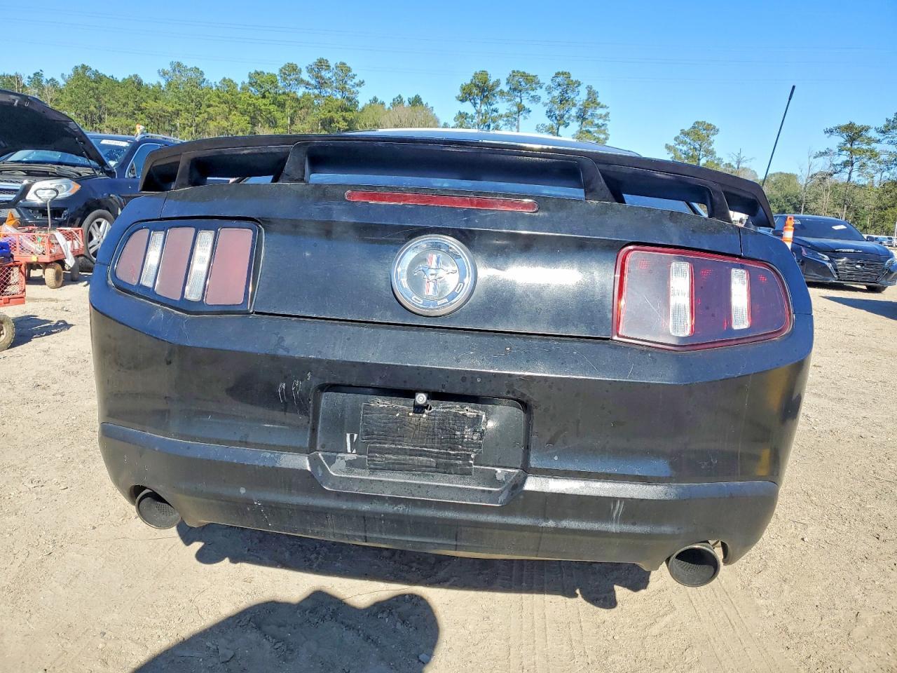 2012 Ford Mustang - Image 6