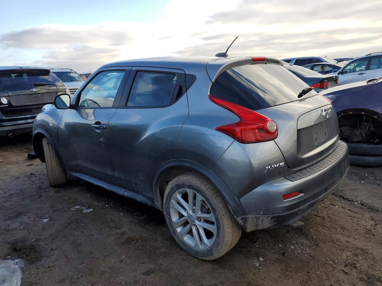 2011 Nissan Juke S - Фото 2