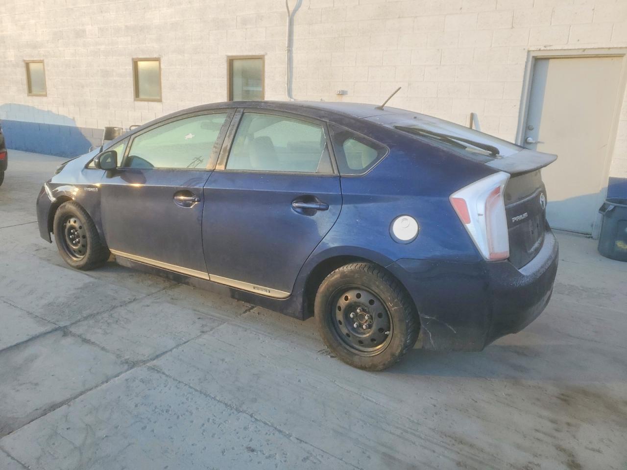 2012 Toyota Prius - Image 2