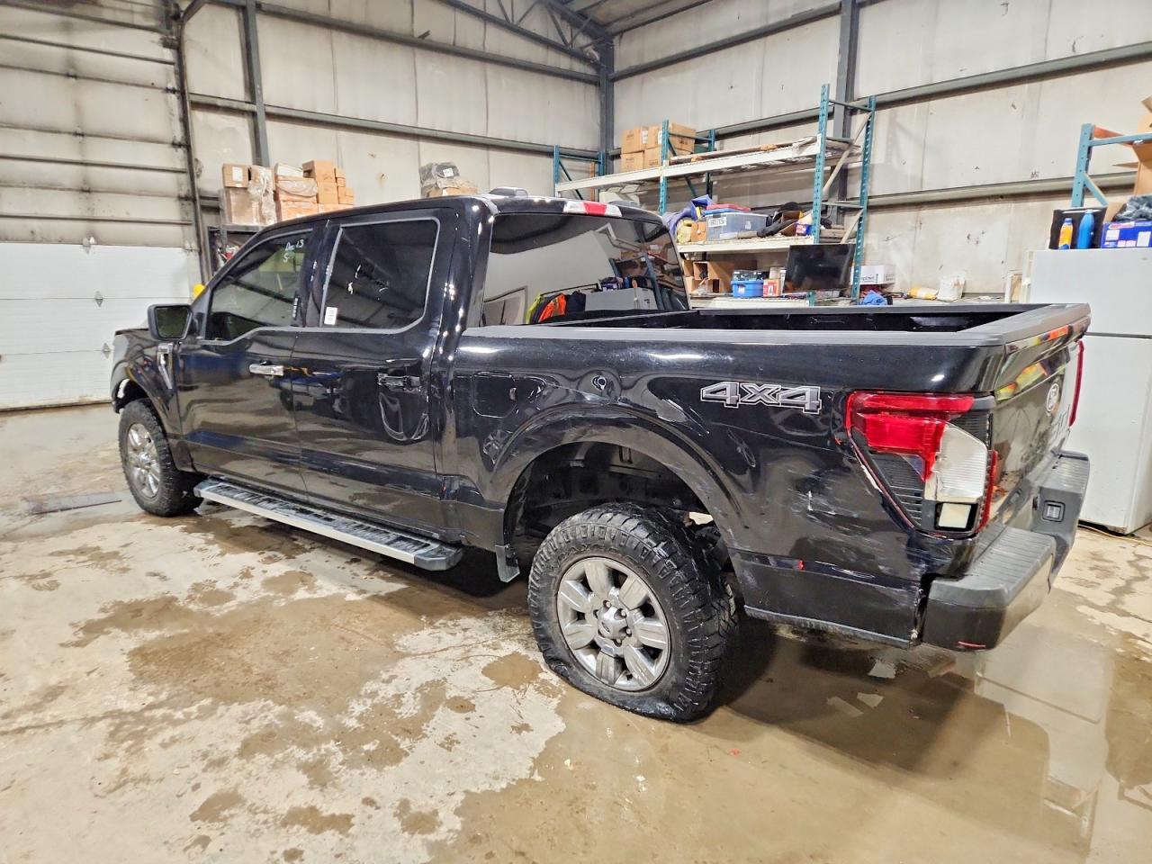 2024 Ford F150 Xlt - Фото 2