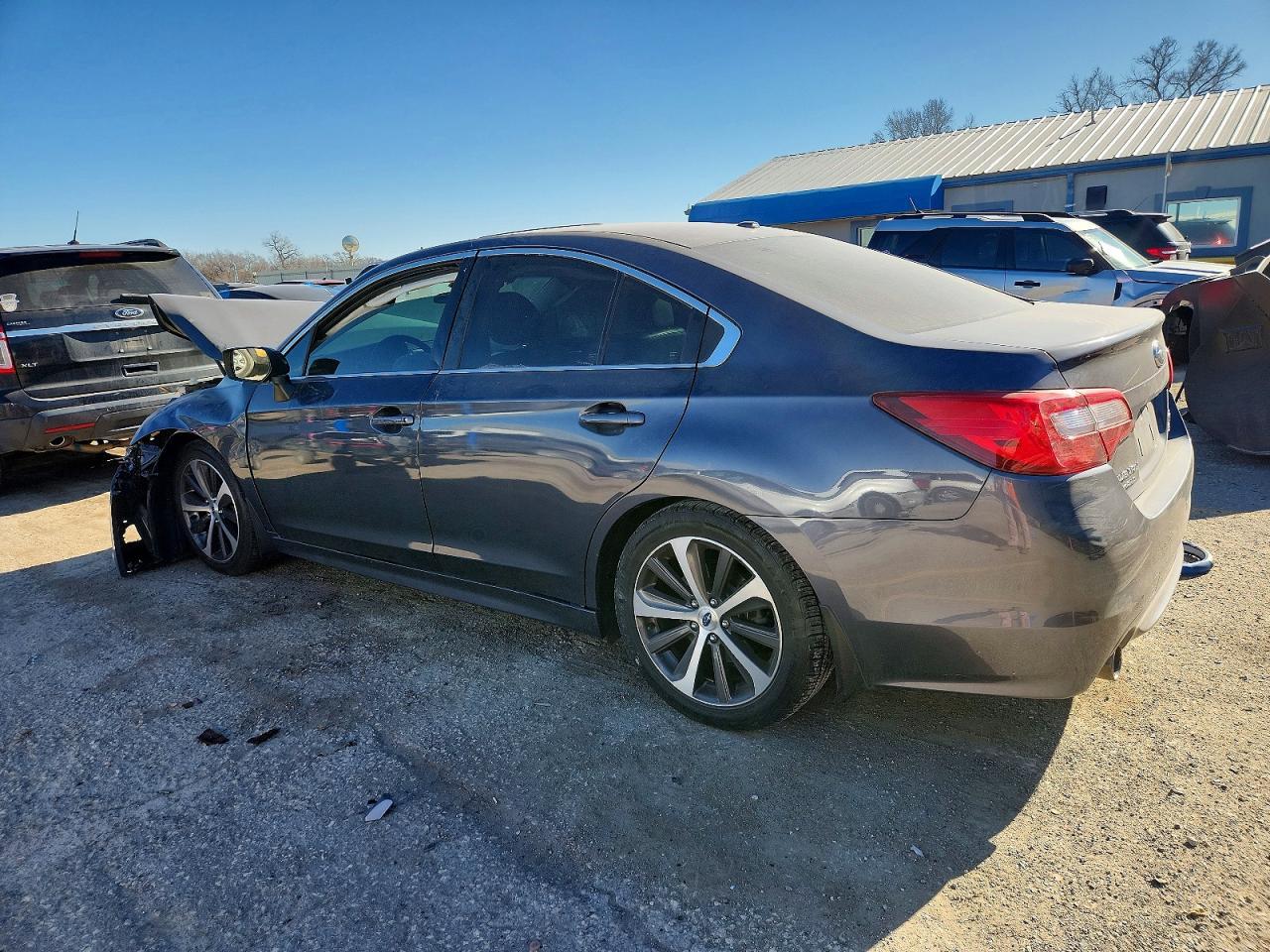2015 Subaru Legacy 3.6R Limited - Фото 2