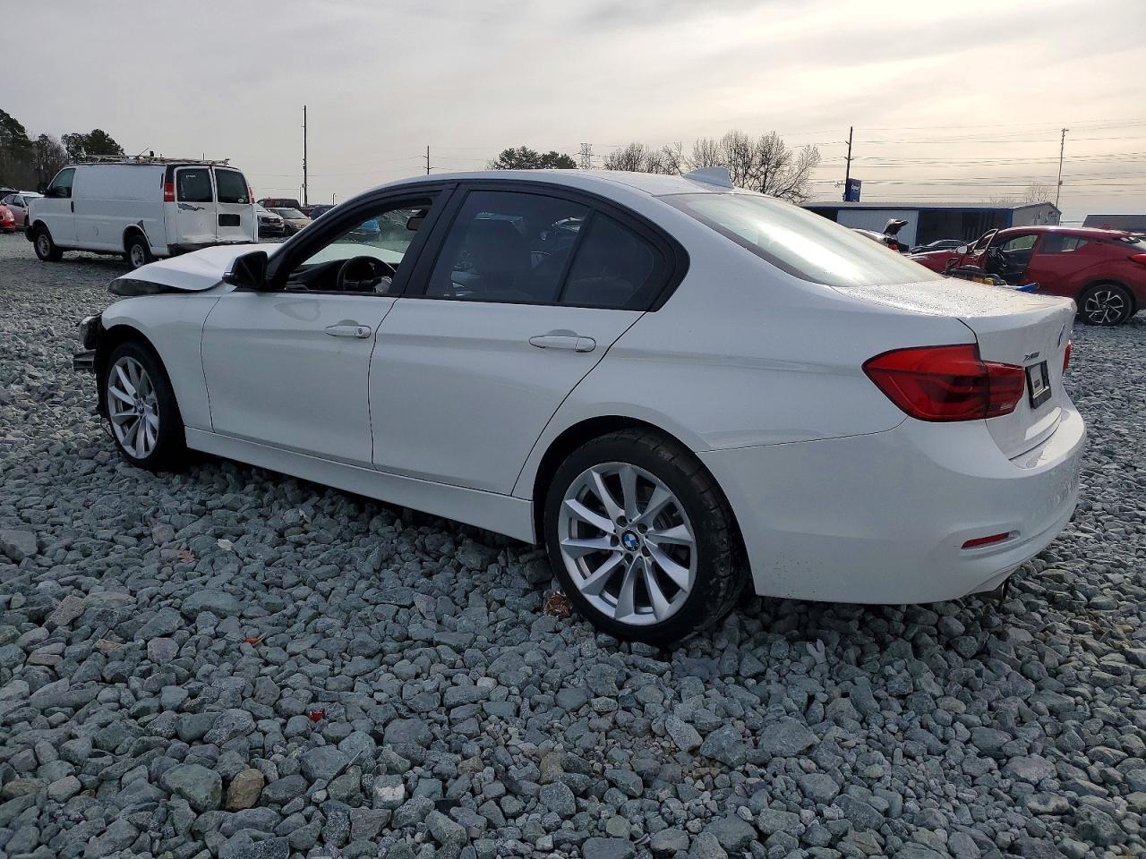 2018 BMW 320 Xi - Image 2