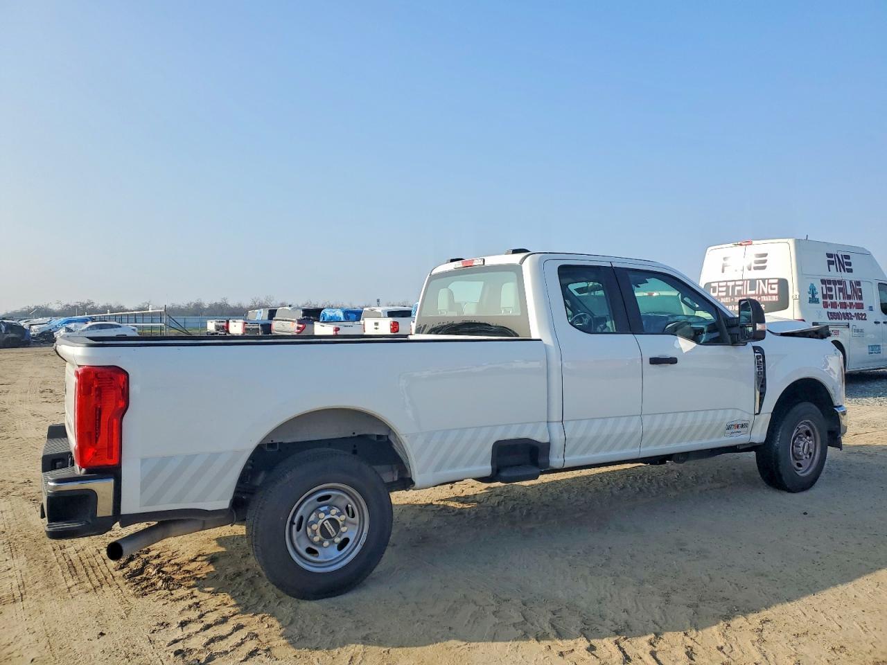 2024 Ford F250 Super Duty - Image 3