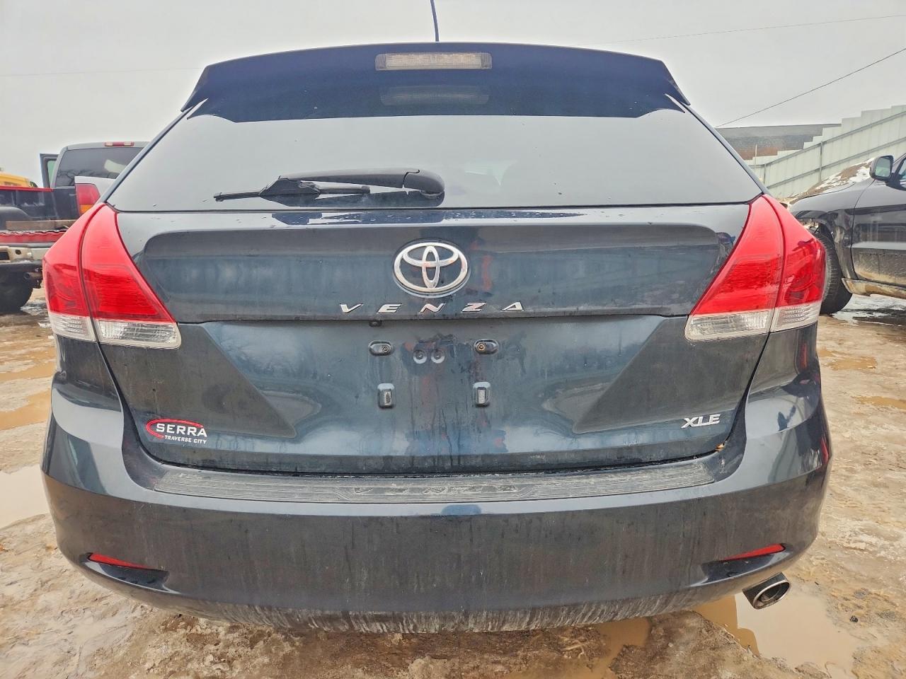 2015 Toyota Venza Le - Image 6