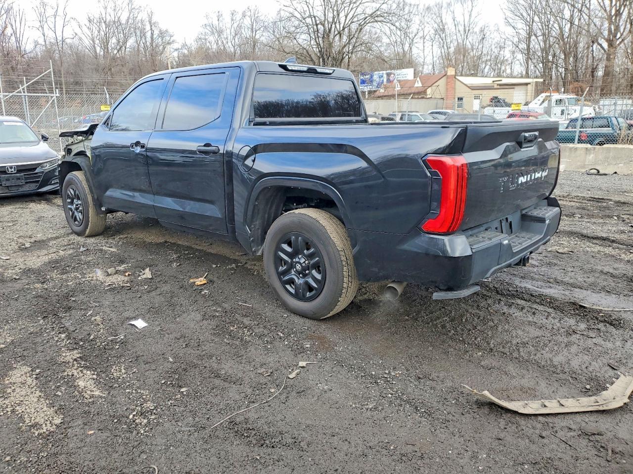 2022 Toyota Tundra Crewmax Sr - Image 2
