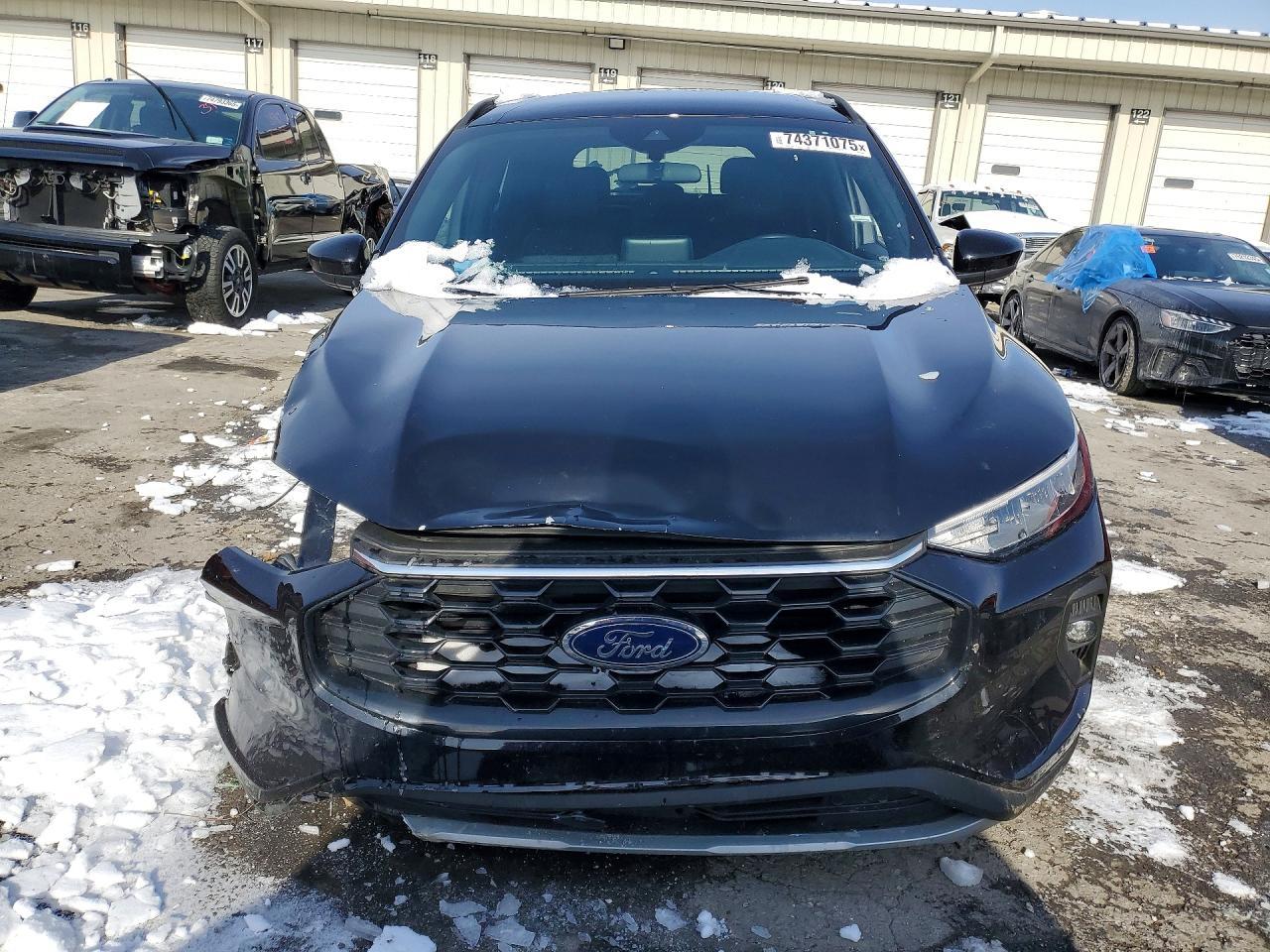 2025 Ford Escape St- Line Select - Фото 5