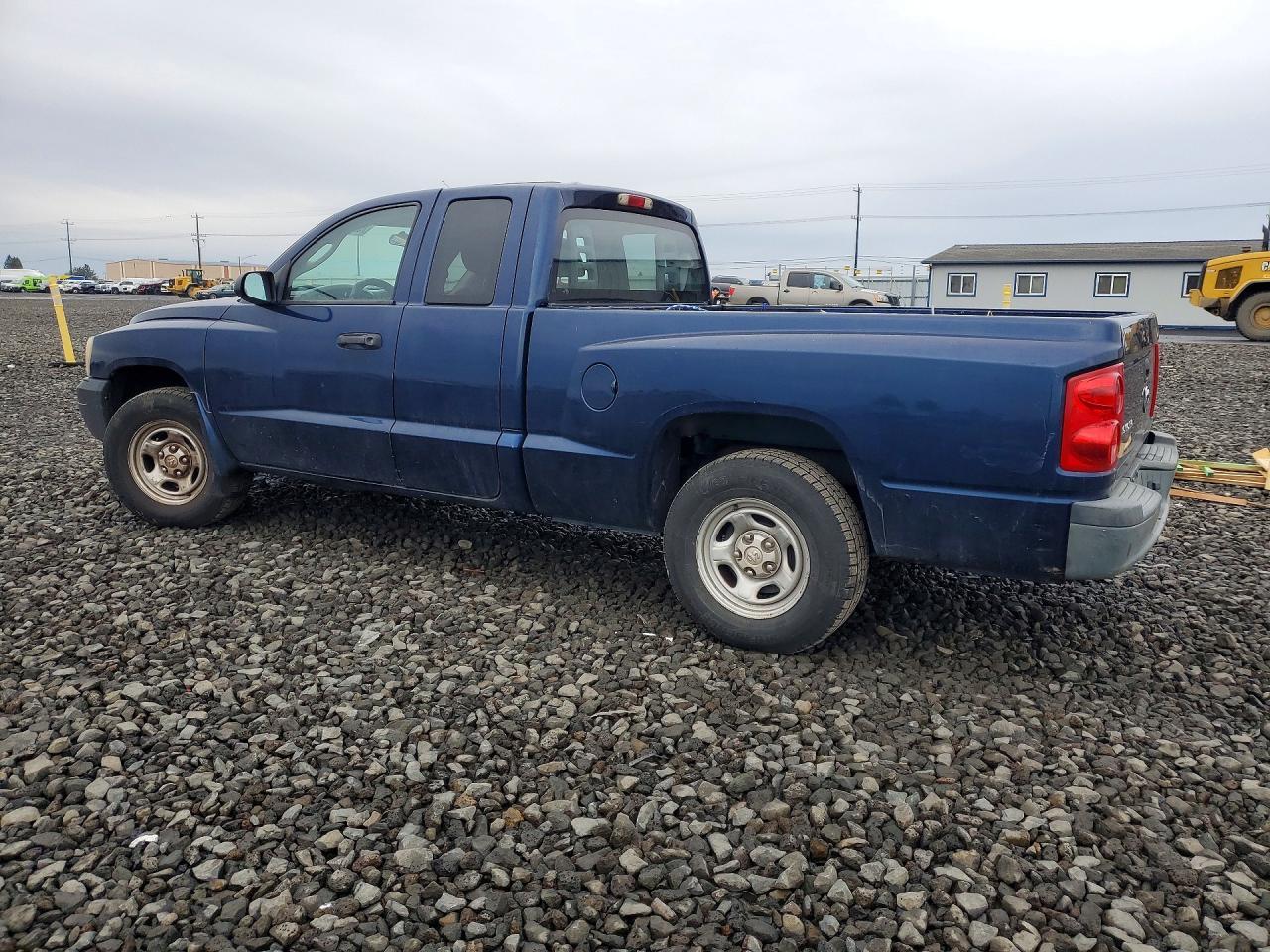 2007 Dodge Dakota St - Фото 2
