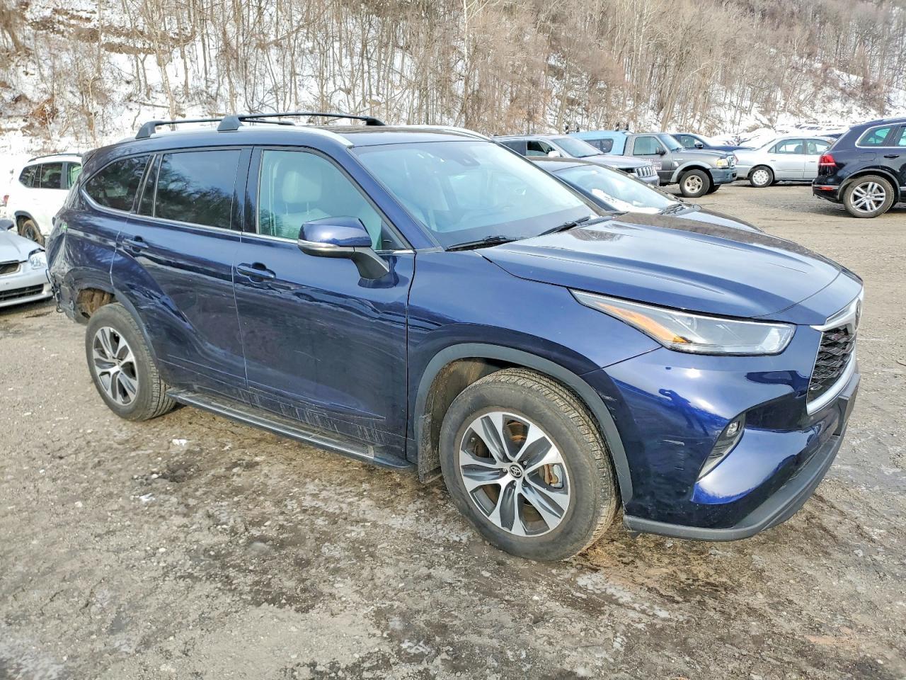 2022 Toyota Highlander Xle - Фото 4