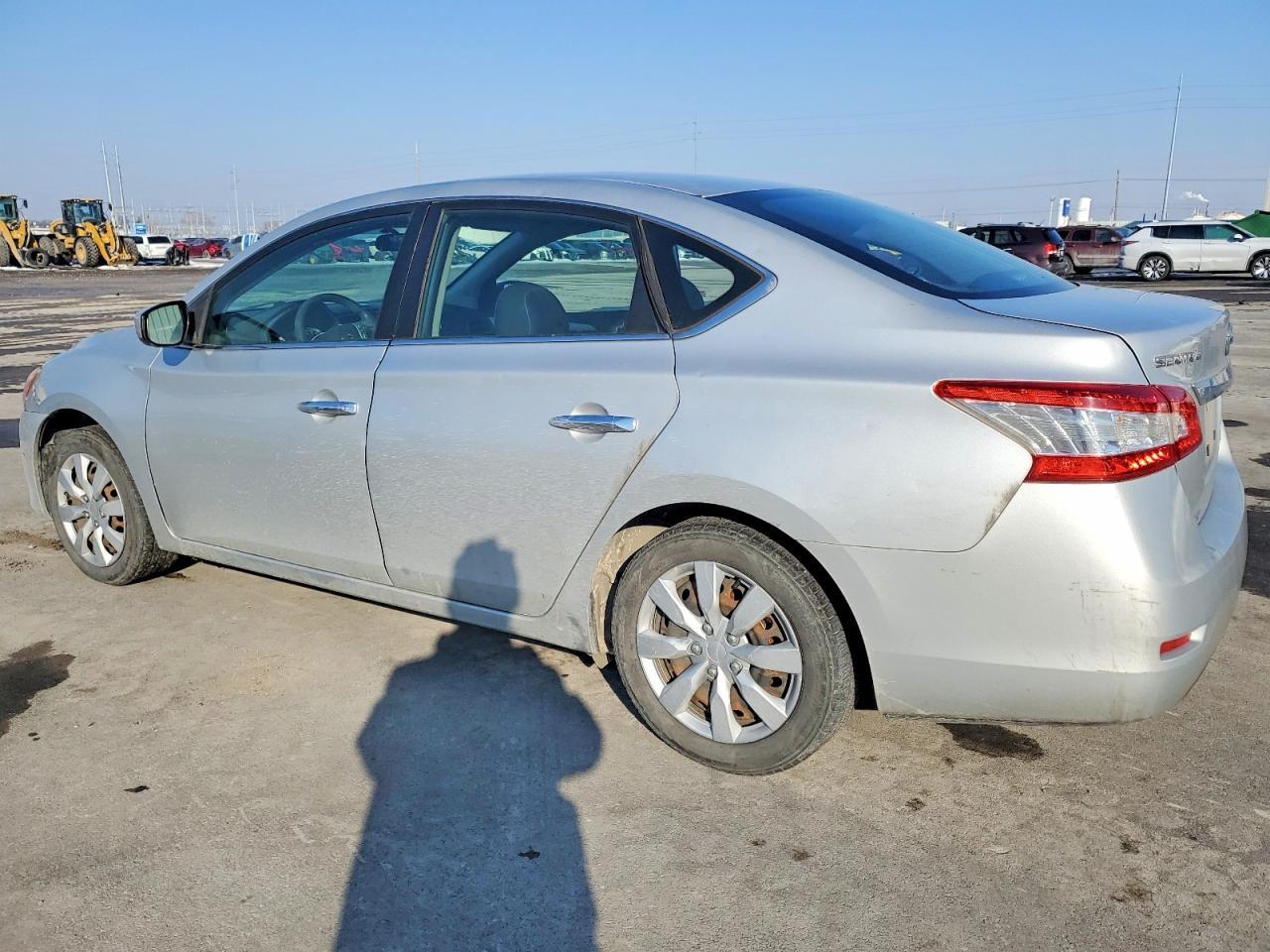 2014 Nissan Sentra S - Фото 2