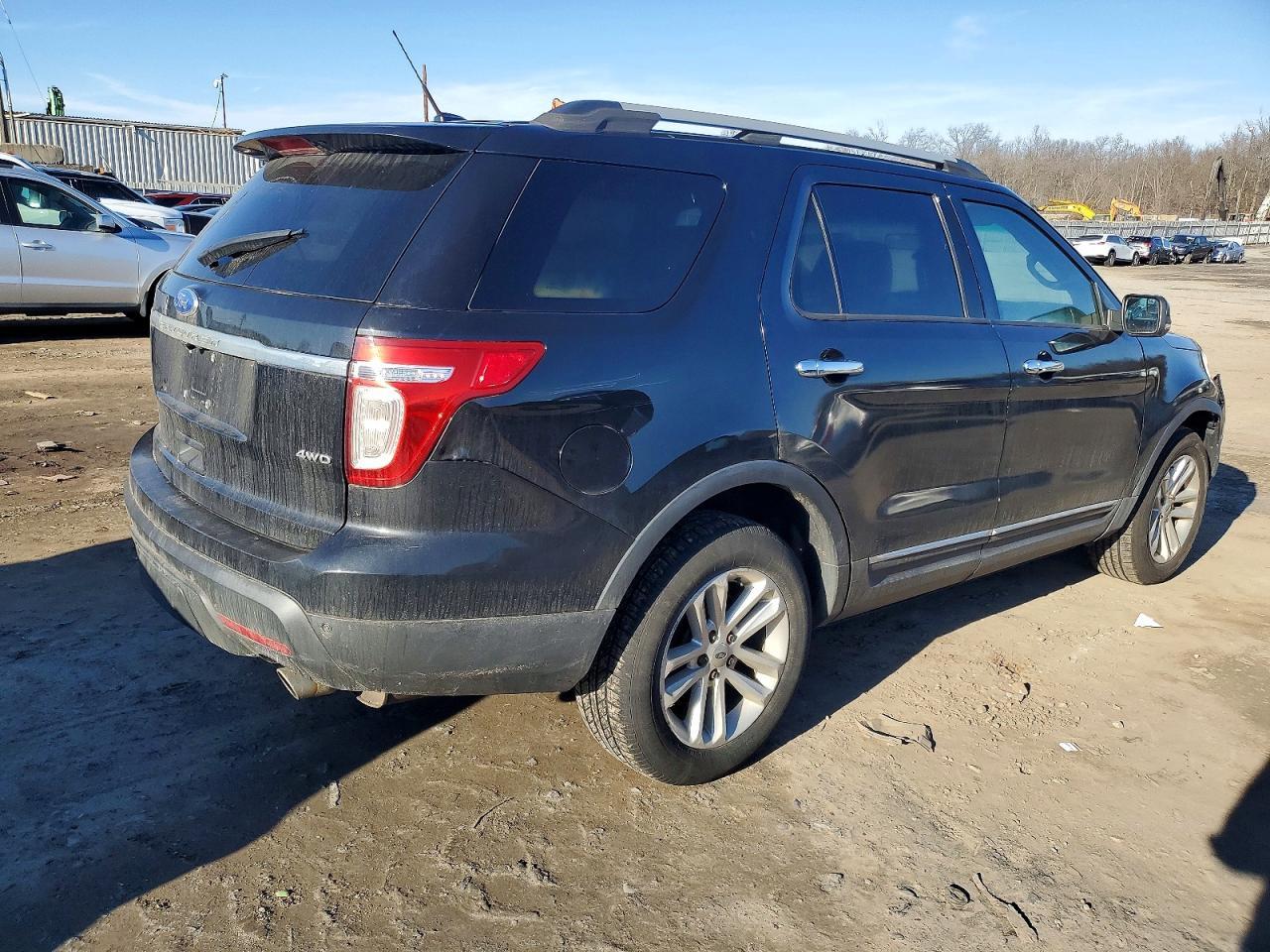 2011 Ford Explorer Xlt - Фото 3