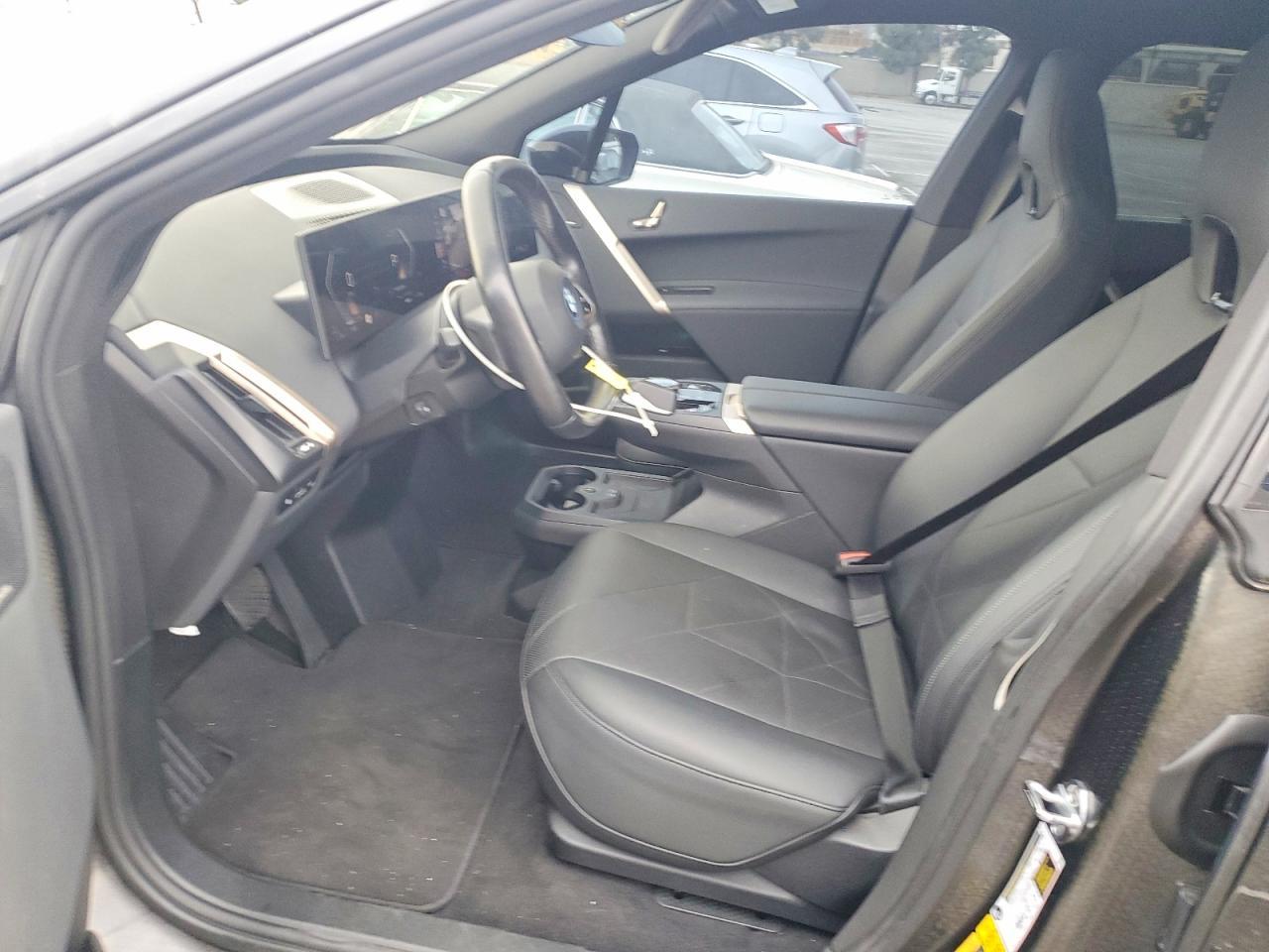 2024 BMW Ix xDrive50 - Фото 7