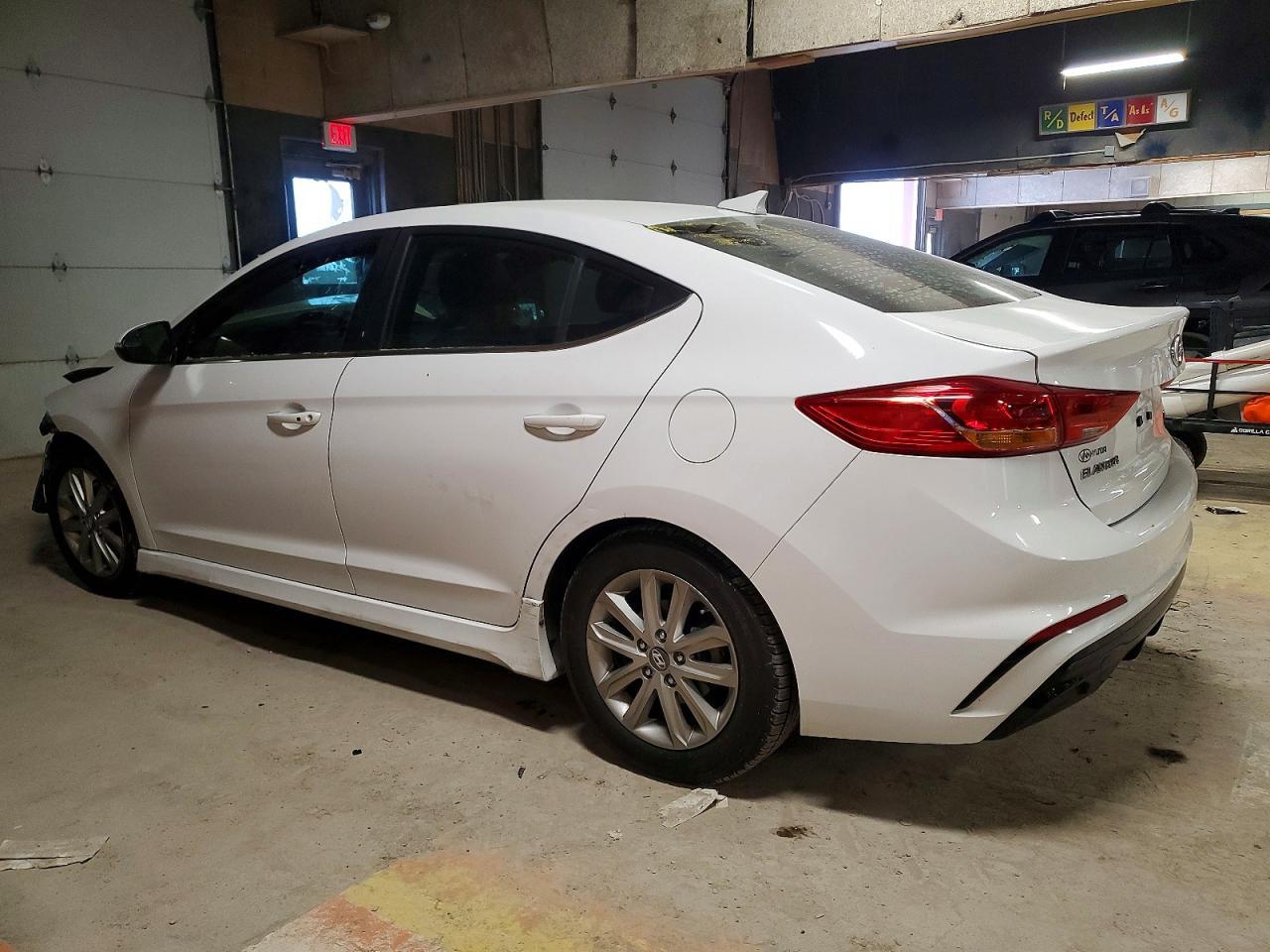2017 Hyundai Elantra Sport - Фото 2