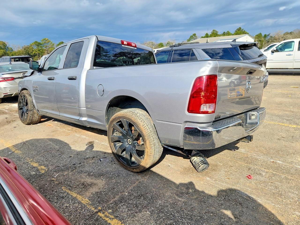 2019 Ram 1500 Classic Tradesman - Image 2