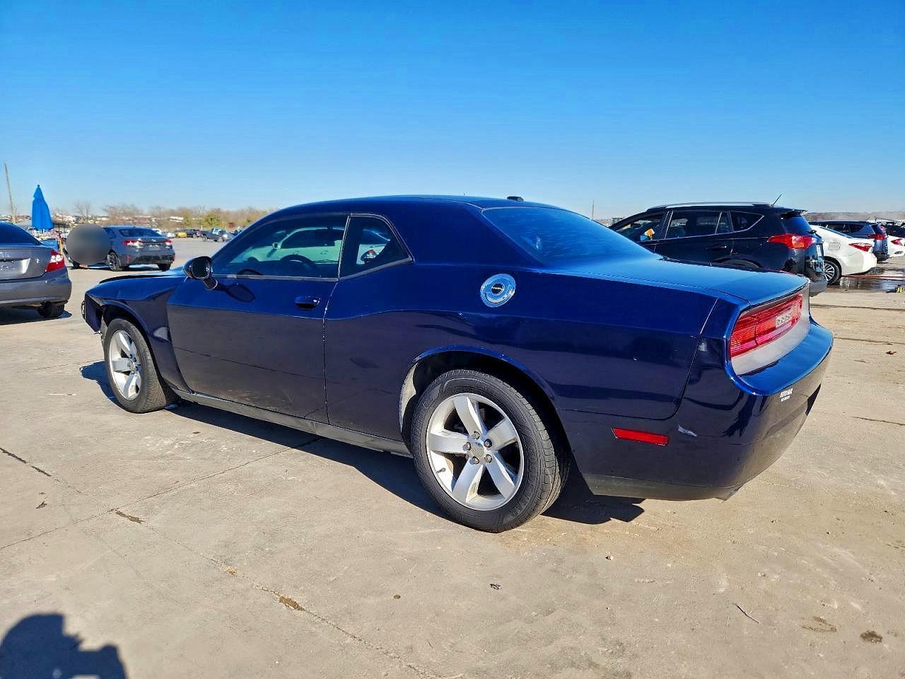 2013 Dodge Challenger Sxt - Фото 2