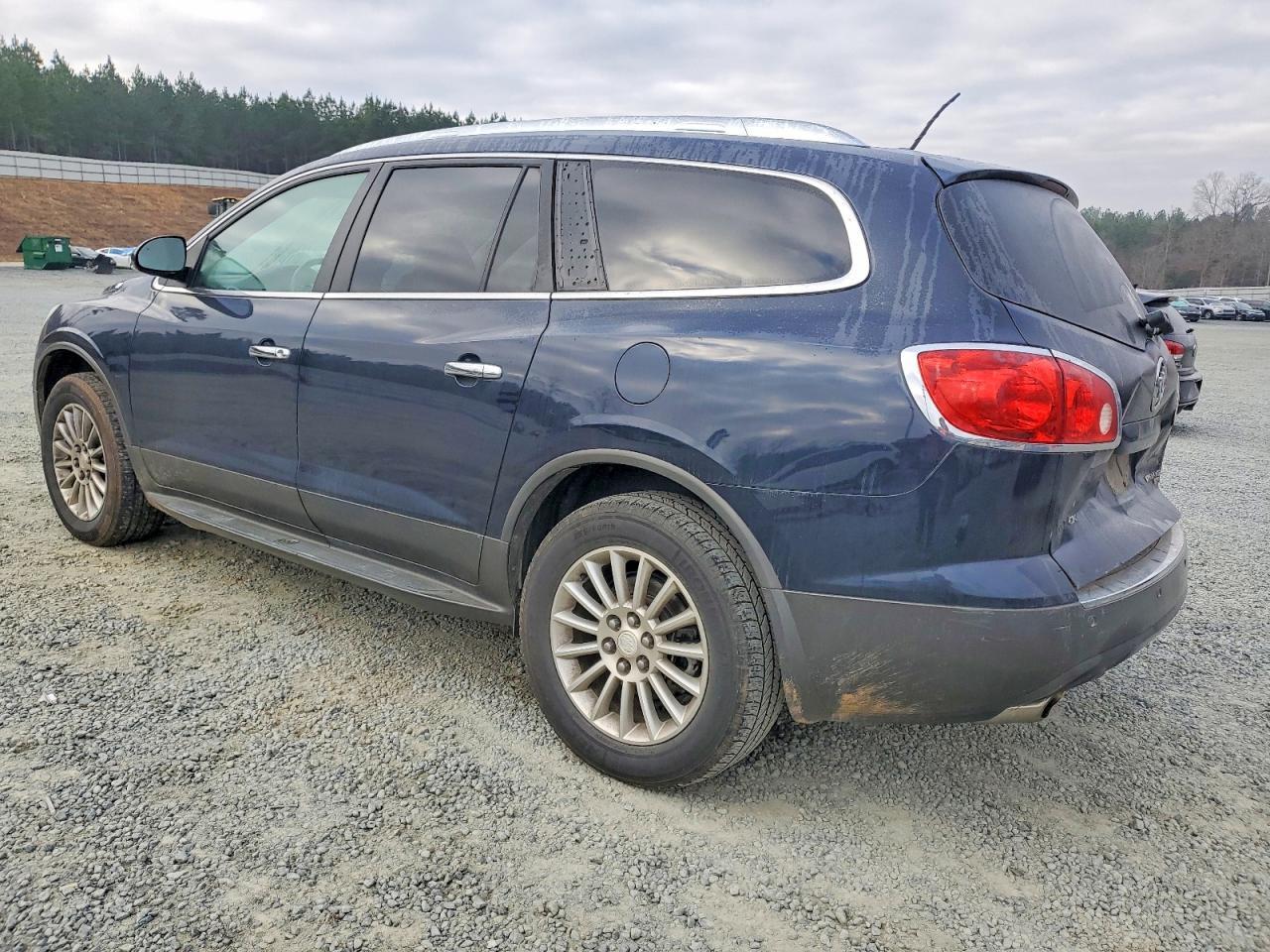 2011 Buick Enclave Cxl - Image 2