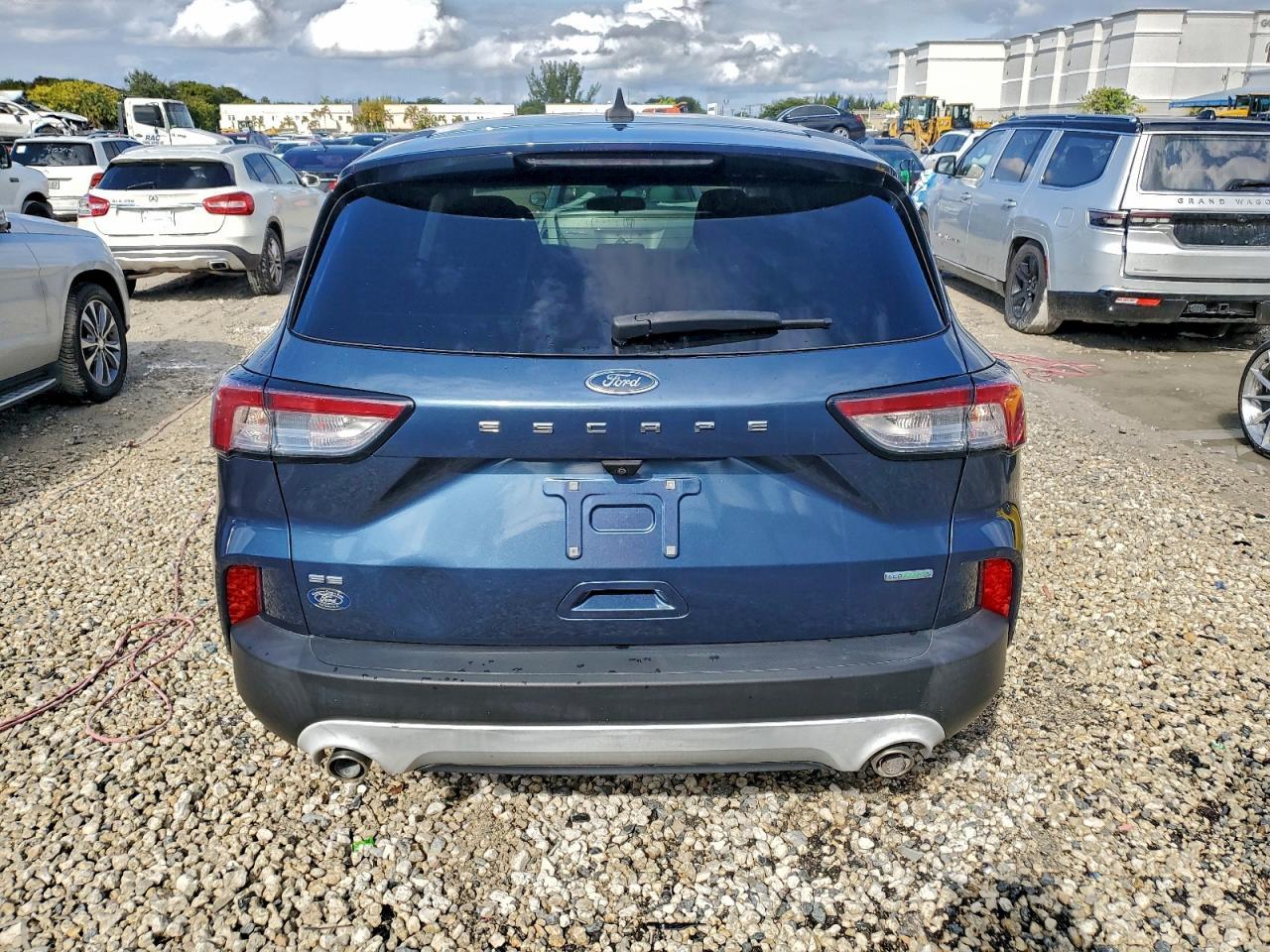 2020 Ford Escape Se - Фото 6