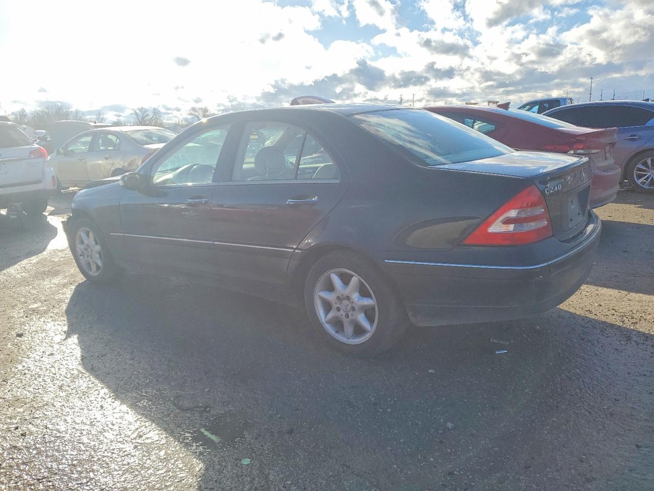 2004 Mercedes-Benz C 240 4Matic - Фото 2