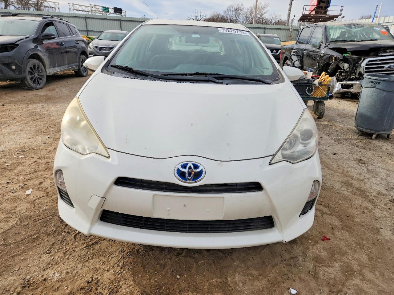 2013 Toyota Prius C Two - Фото 5