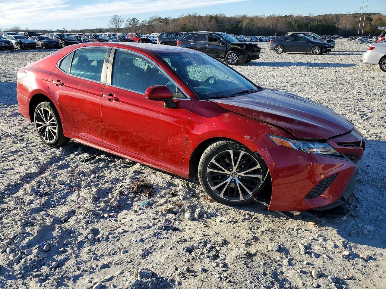 2020 Toyota Camry Se - Image 4