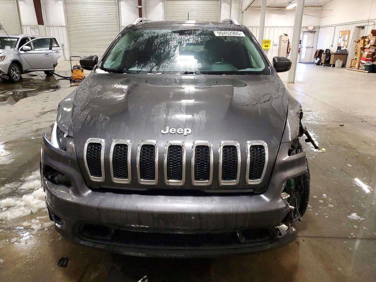2015 Jeep Cherokee Latitude - Image 5