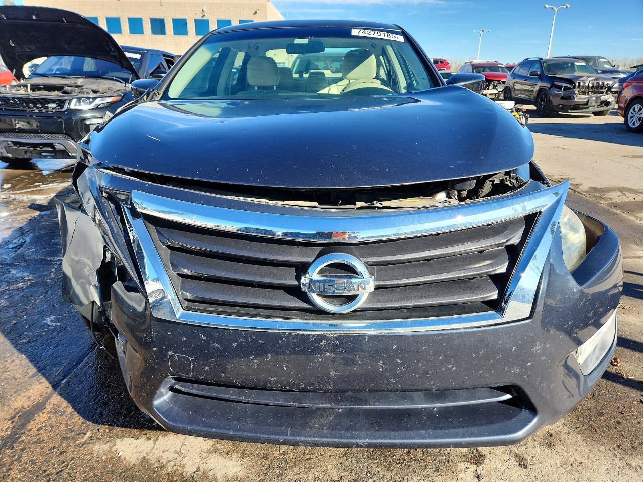 2014 Nissan Altima 2.5 - Image 5