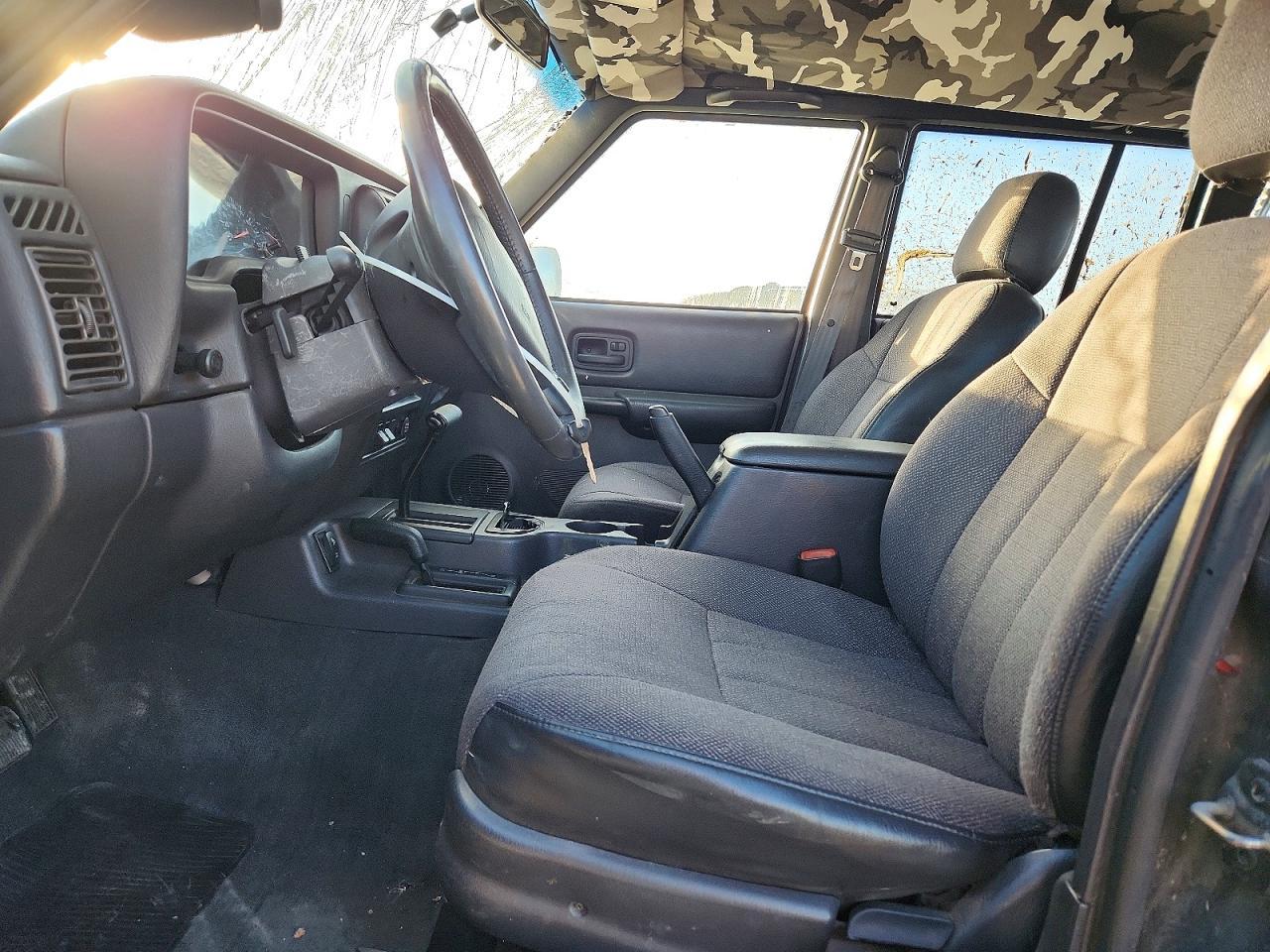 1999 Jeep Cherokee Sport - Фото 7