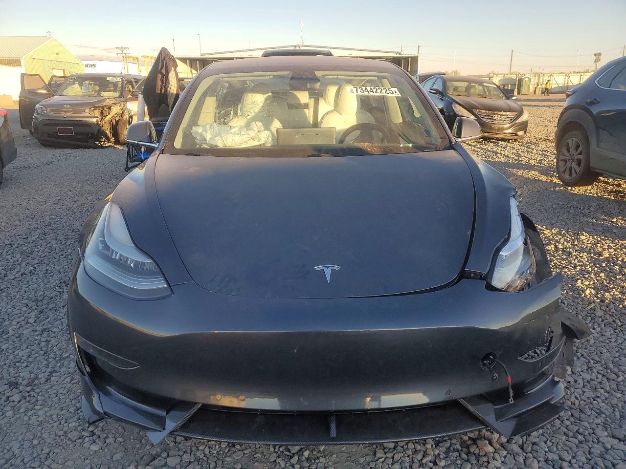 2018 Tesla Model 3 - Фото 5