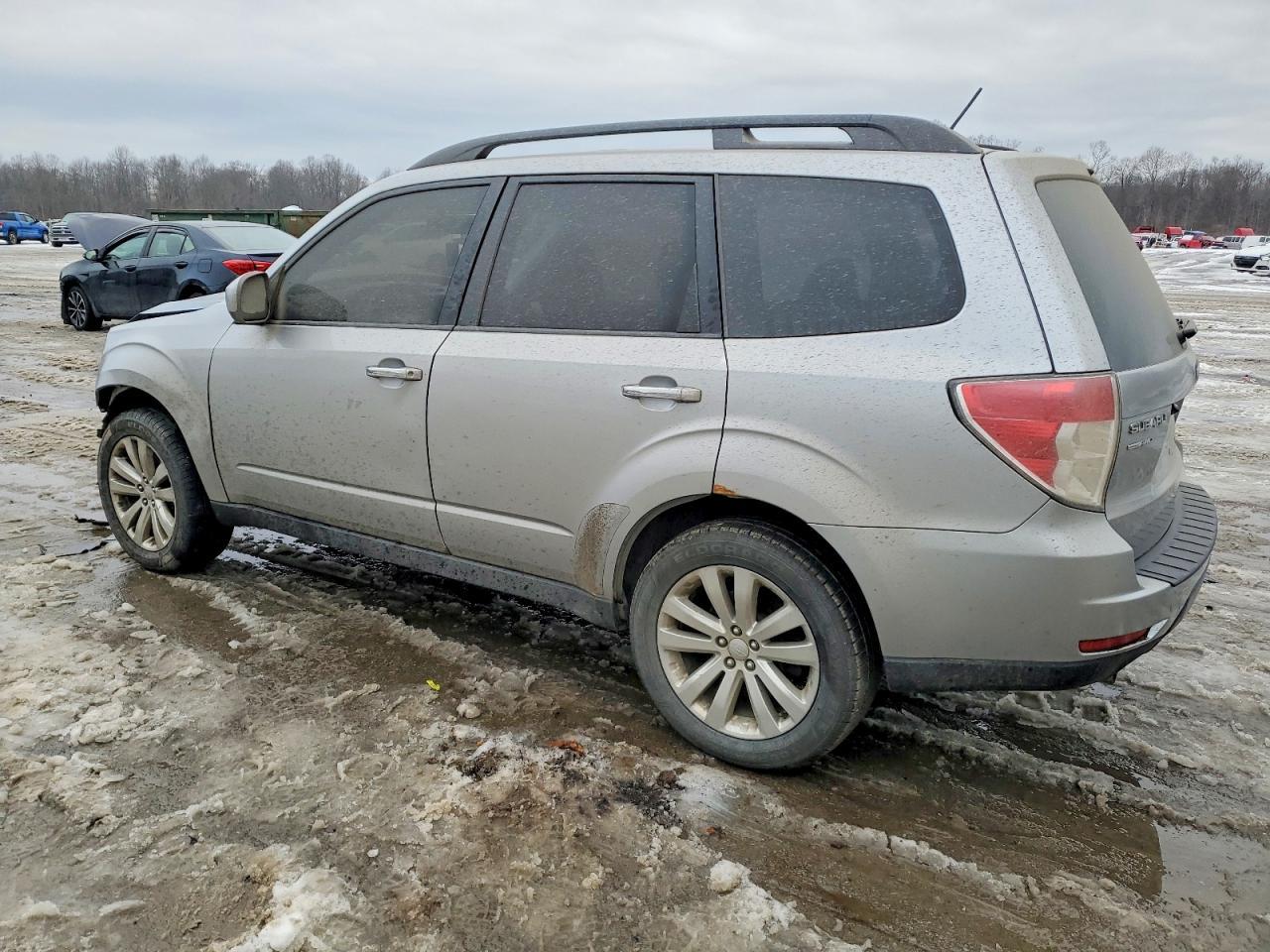 2012 Subaru Forester Limited - Фото 2