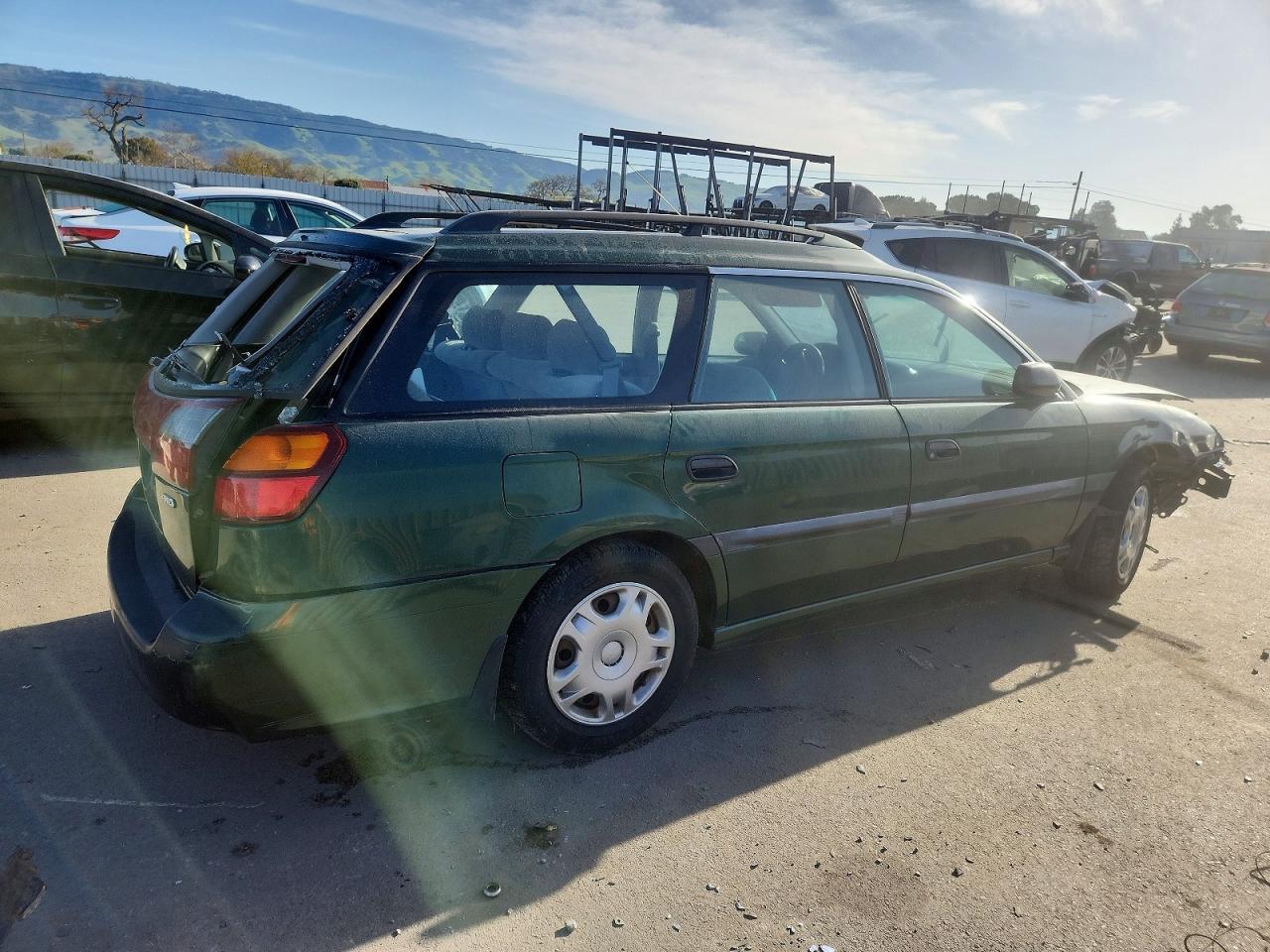 2001 Subaru Legacy L - Фото 3