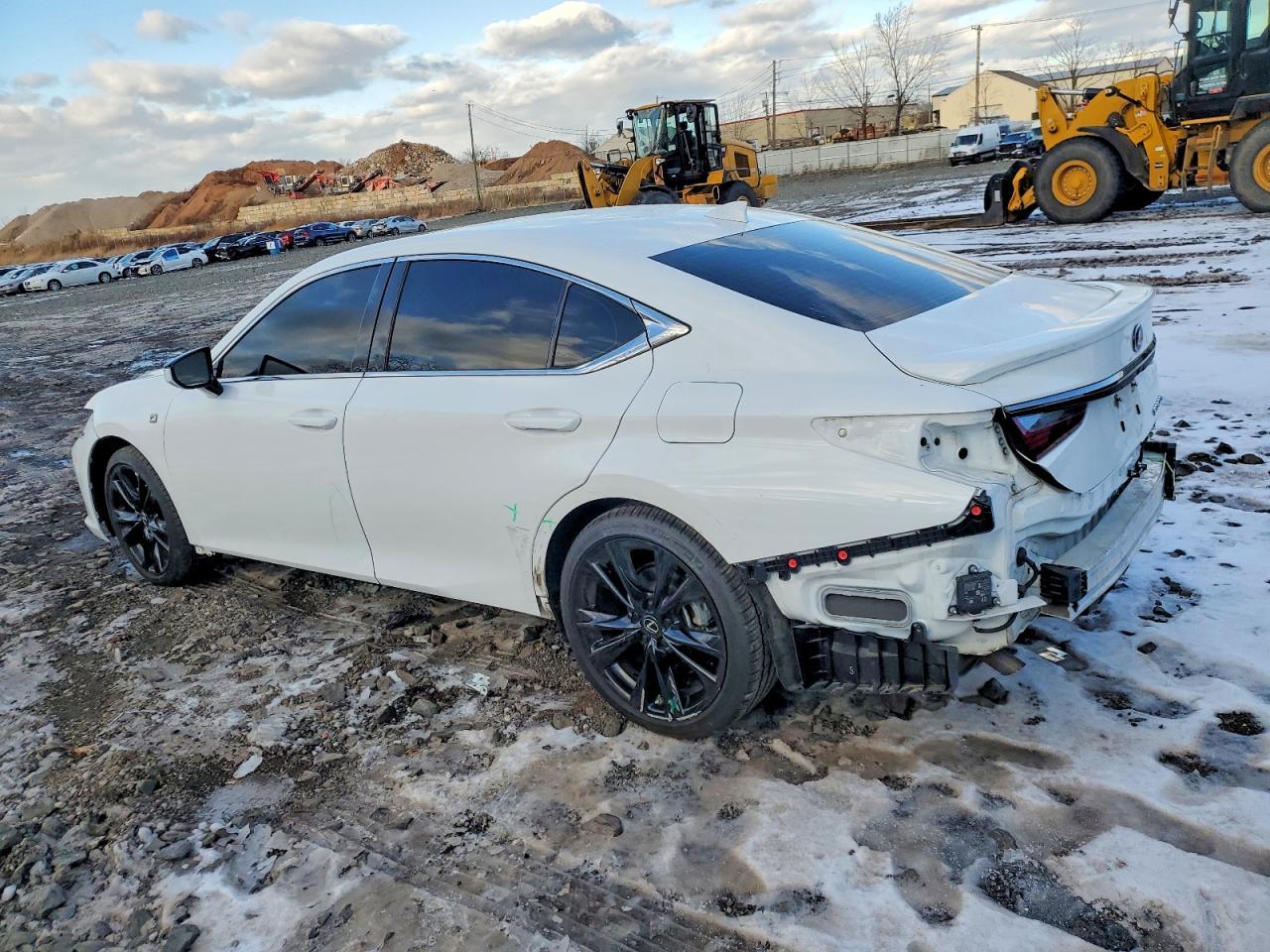 2024 Lexus Es 300H F Sport Handling - Фото 2