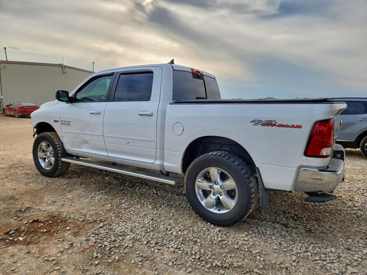 2017 Ram 1500 Slt - Фото 2