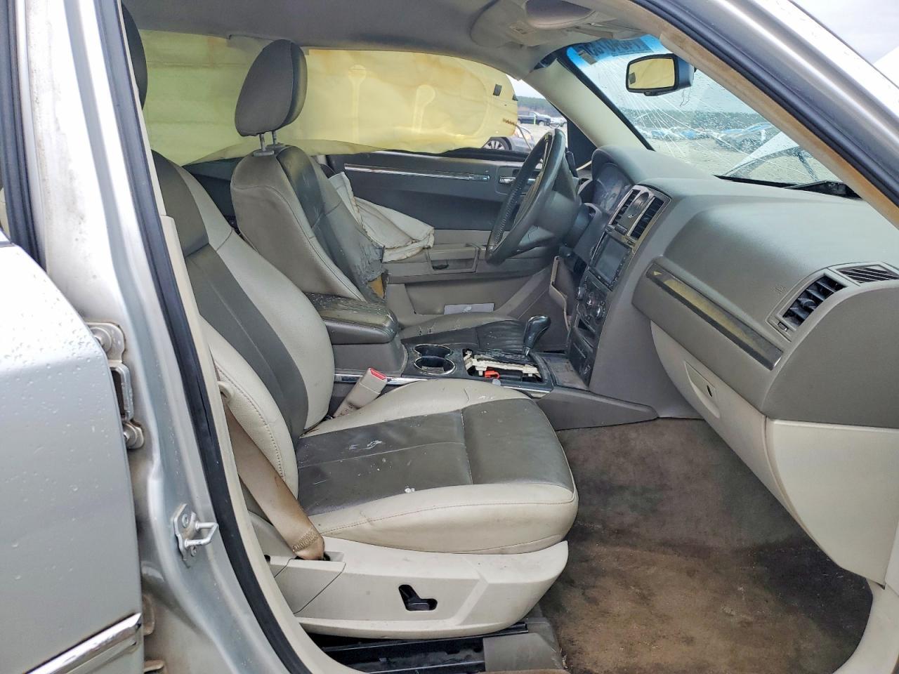 2008 Chrysler 300 Touring - Фото 7