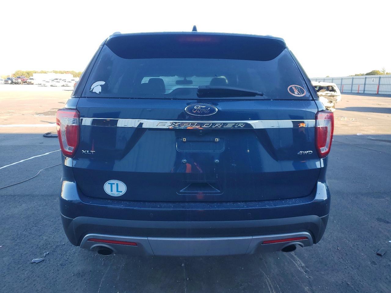 2017 Ford Explorer Xlt - Фото 6