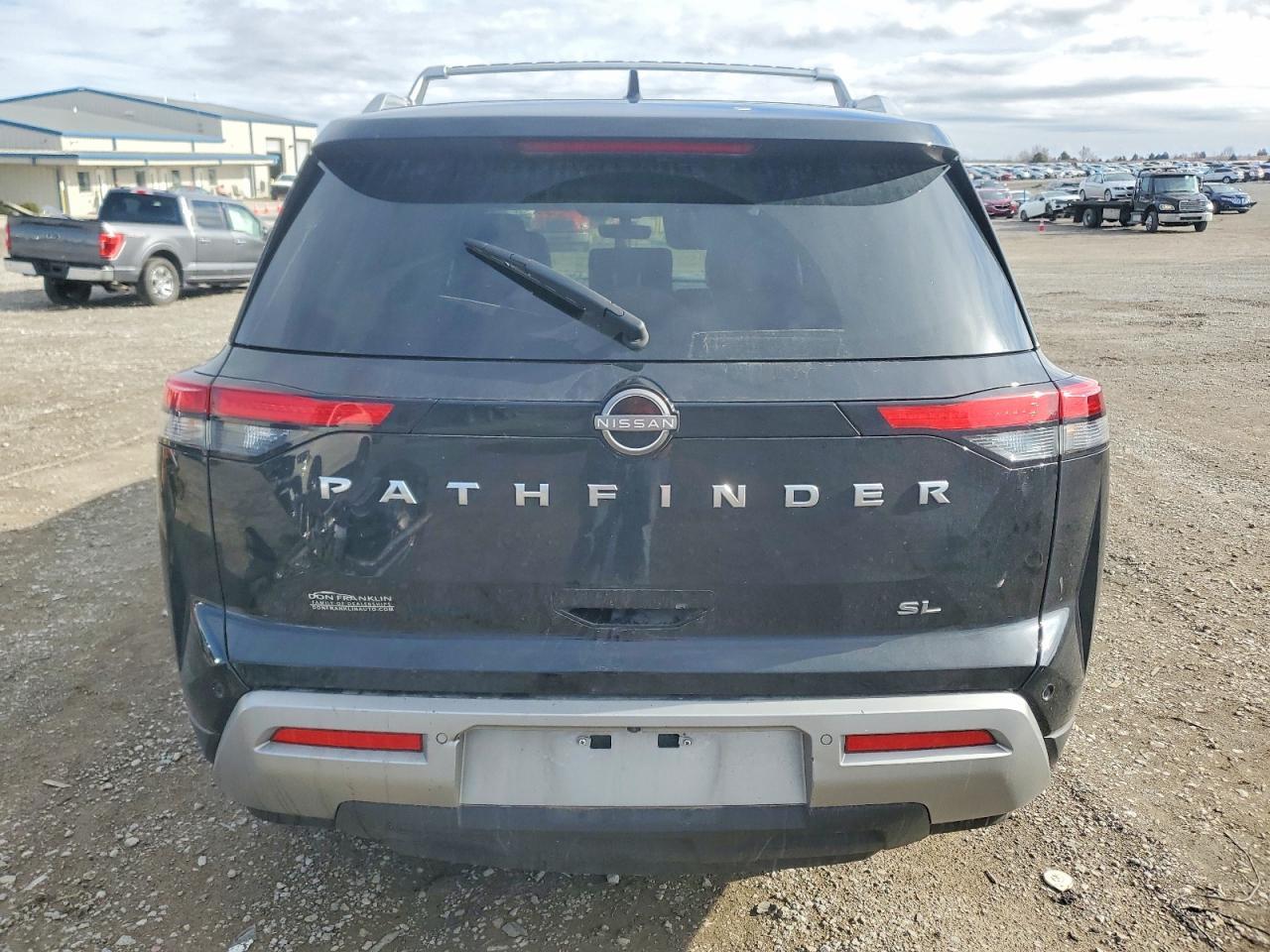 2024 Nissan Pathfinder Sl - Image 6