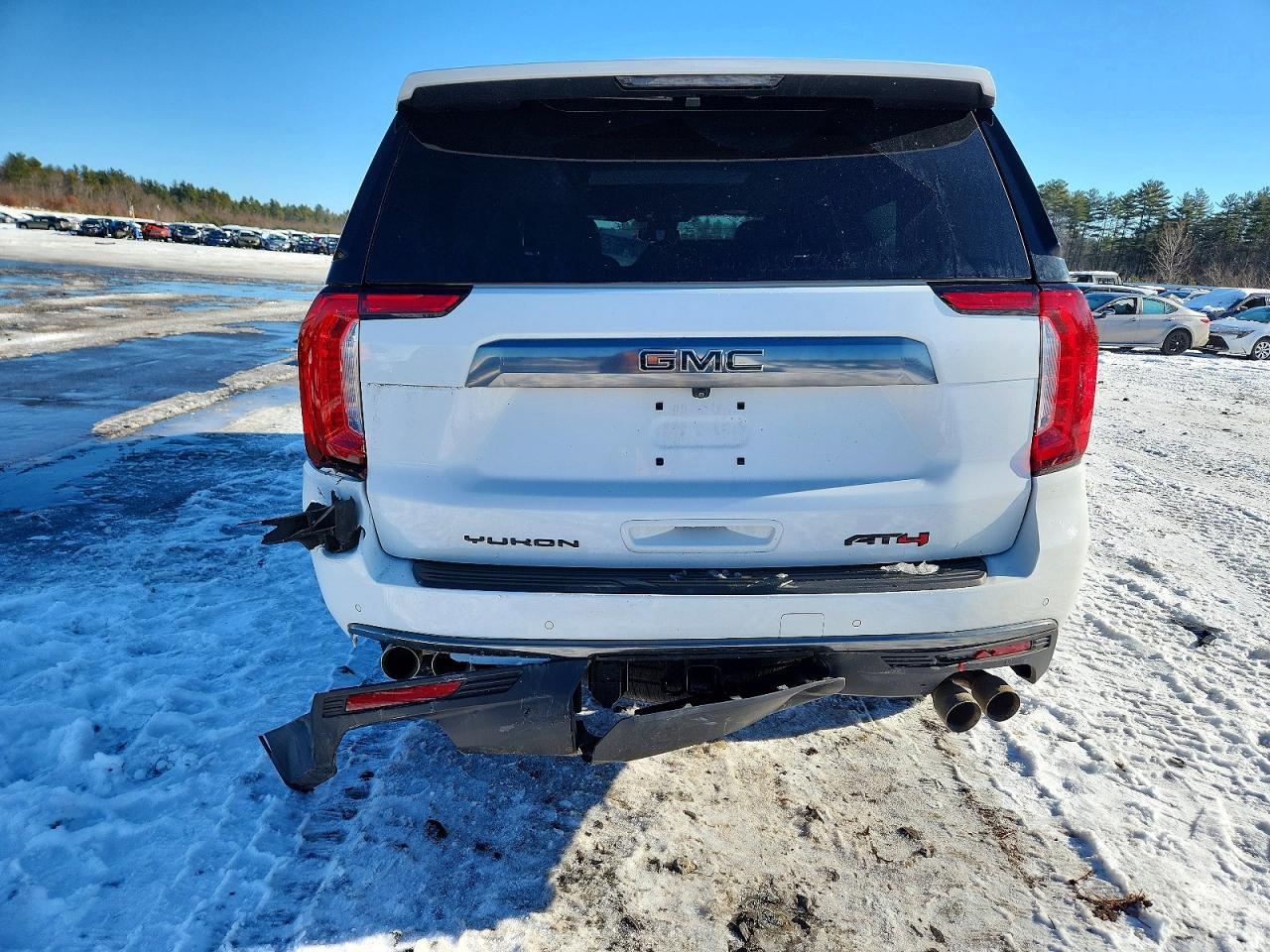 2024 GMC Yukon At4 - Фото 6