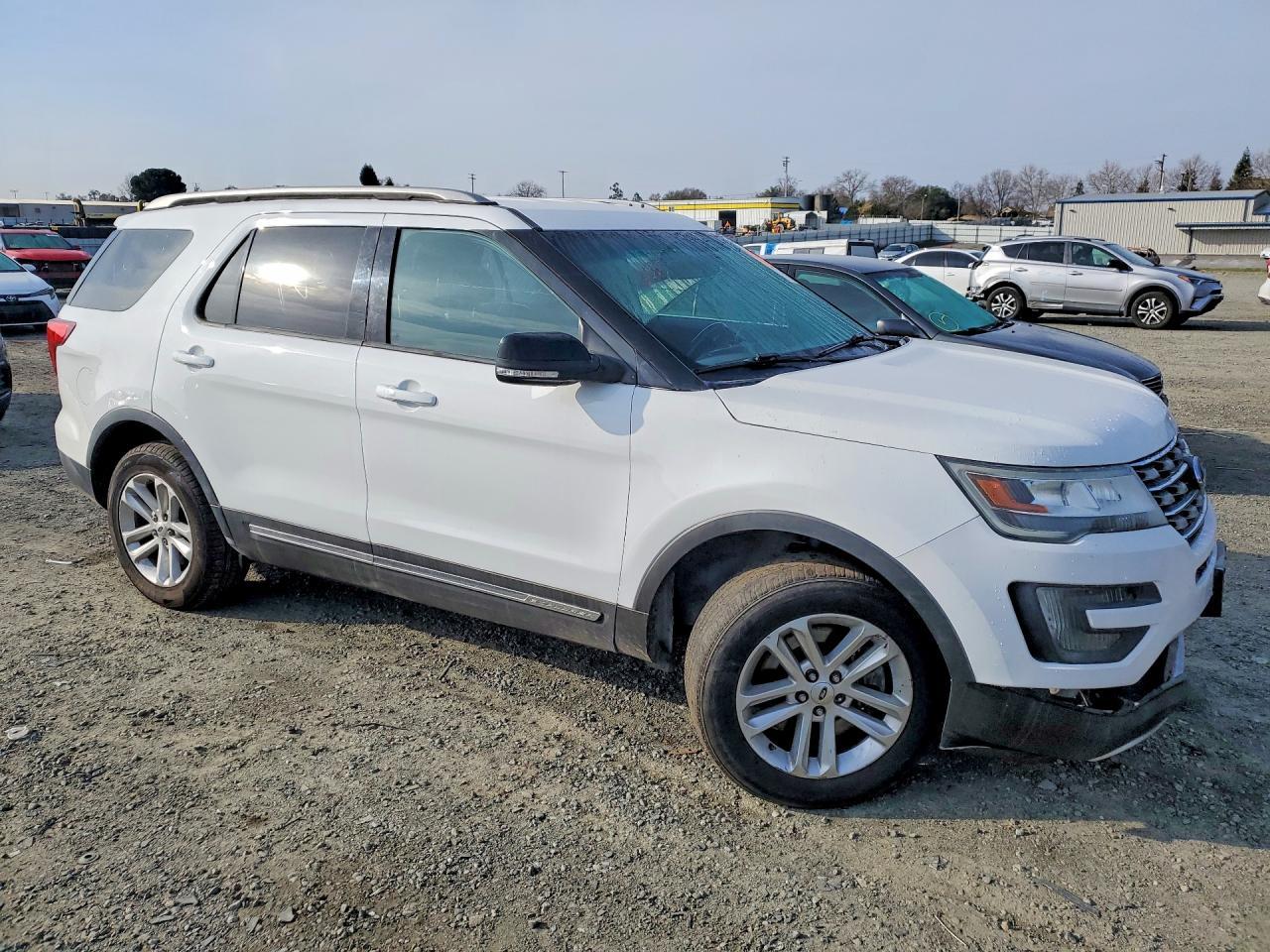 2016 Ford Explorer Xlt - Image 4
