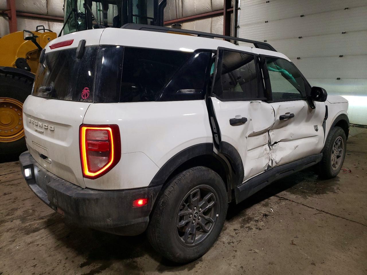 2023 Ford Bronco Sport - Фото 3