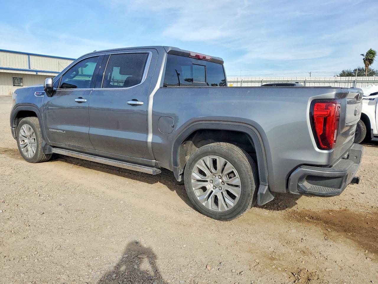 2021 GMC Sierra K1500 Denali - Фото 2